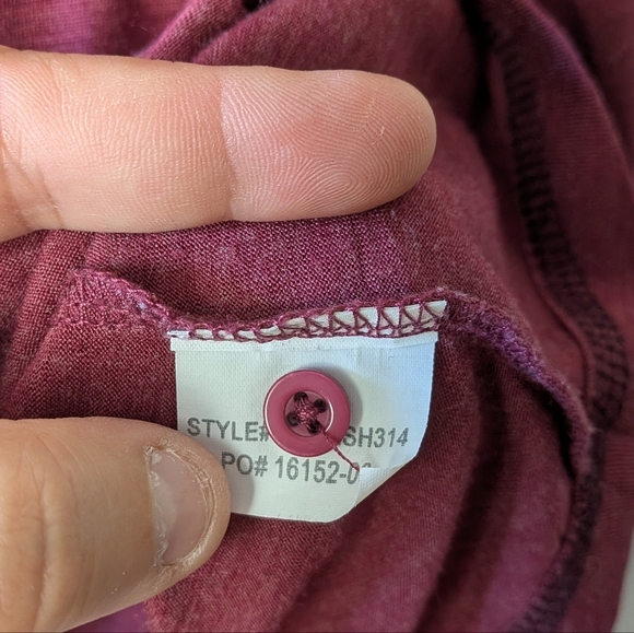 PRANA Women Long Sleeve Polo Shirt Size Large 5 Buttons Closure Dark Pink - Picture 8 of 11